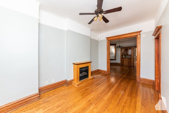 Photo - 907 W Addison St Unidad 2F
