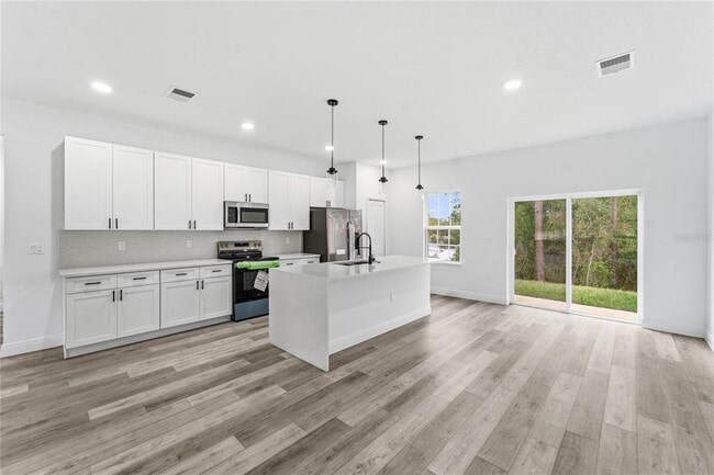 Photo - 2200 SW 156th Loop