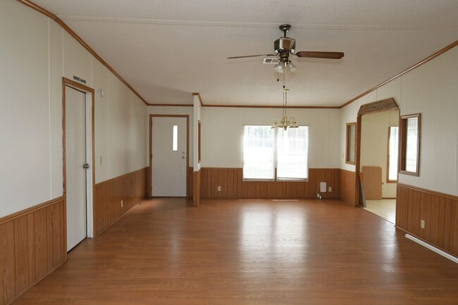 Photo - 4180 Beaver Run Rd