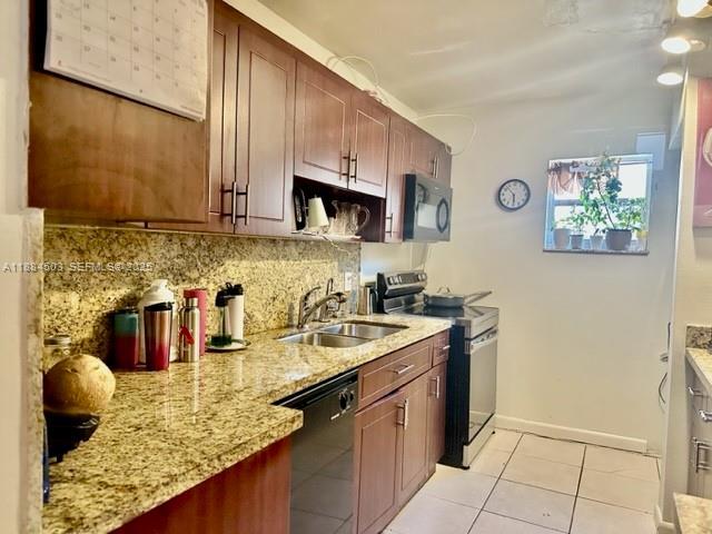 Photo - 9450 Live Oak Pl Unit 108