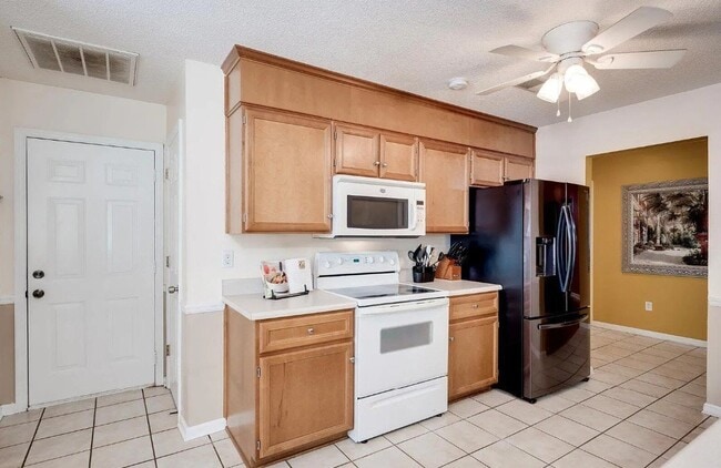 Photo - 250 Lafayette Dr