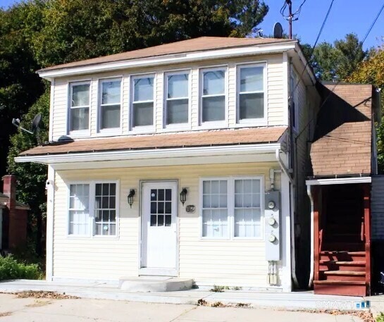 Building Photo - 387 Putnam Pike