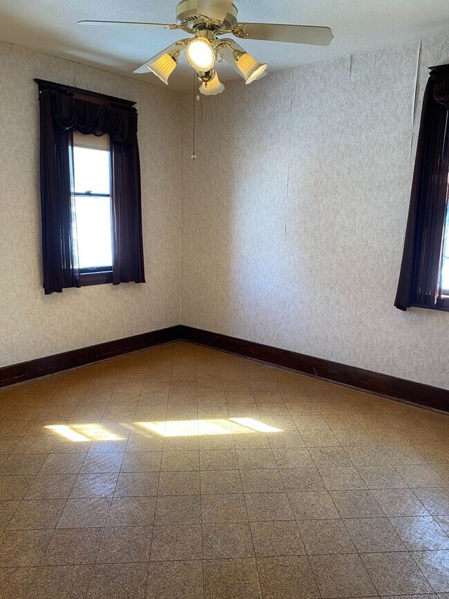 Three Bedroom 1/2 Duplex in Alton Rental House Rental in Alton, IL