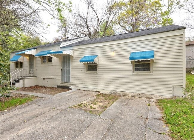 Building Photo - 2721 Date Ave Rental