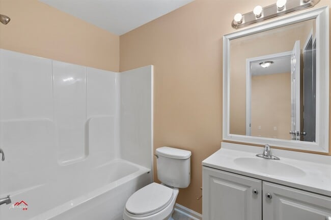 Photo - 1155 Pecan St