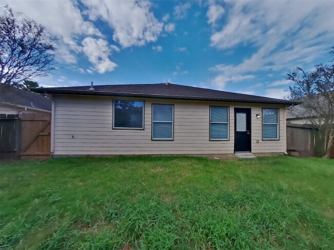 Photo - 21918 Willow Shade Ln