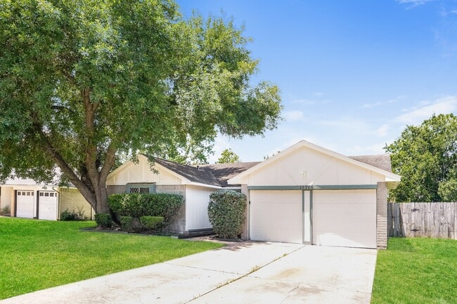 Photo - 15706 Tammany Ln