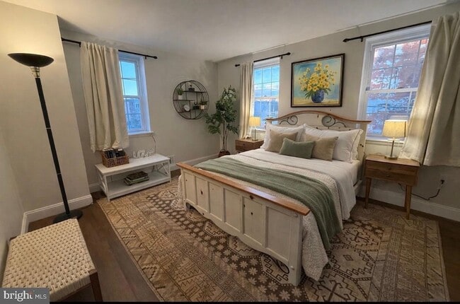 Photo - 1554 N Lawrence St