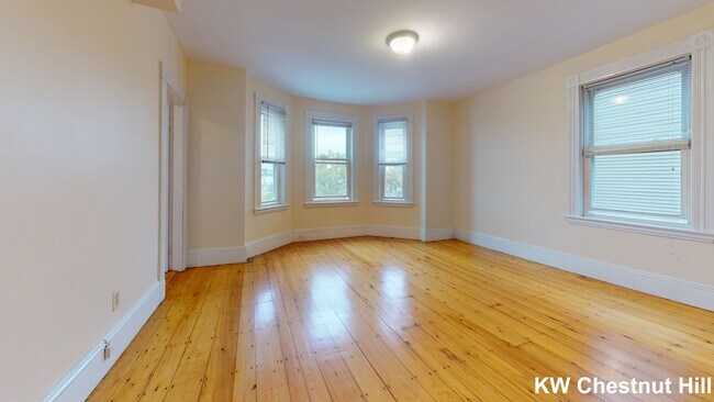 192 Hillside St Unit 1