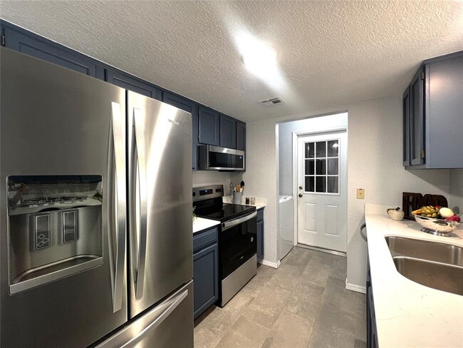 Photo - 421 Dauphin Ave