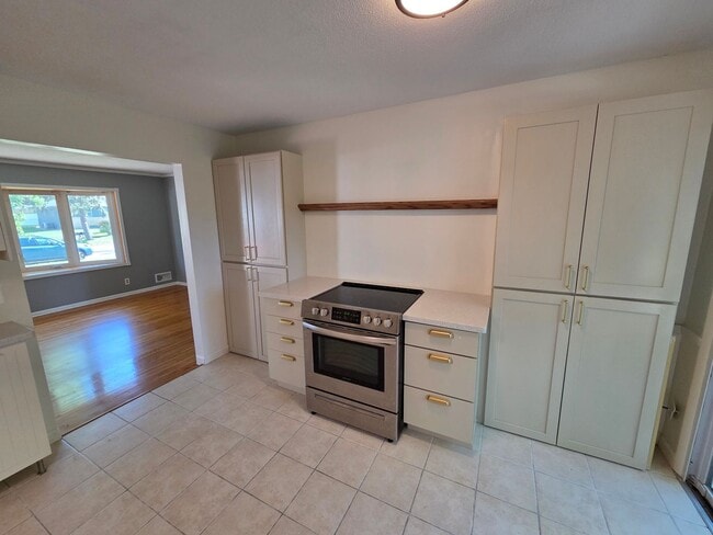 Photo - Renovated Beauty in Spring Lake Park