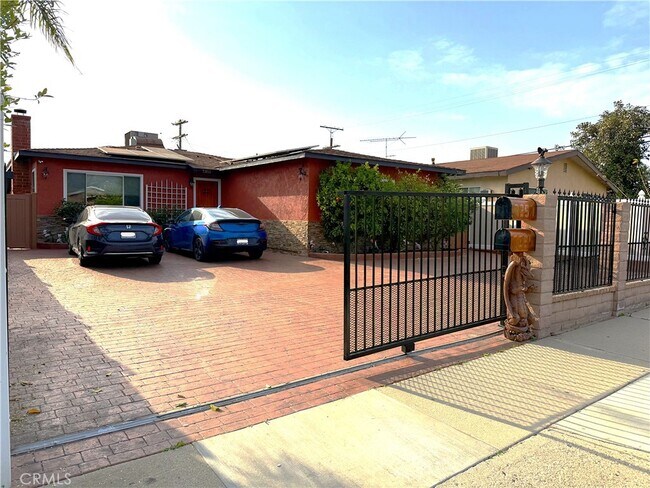 Building Photo - 7357 Cleon Ave Unit 7357 Rental