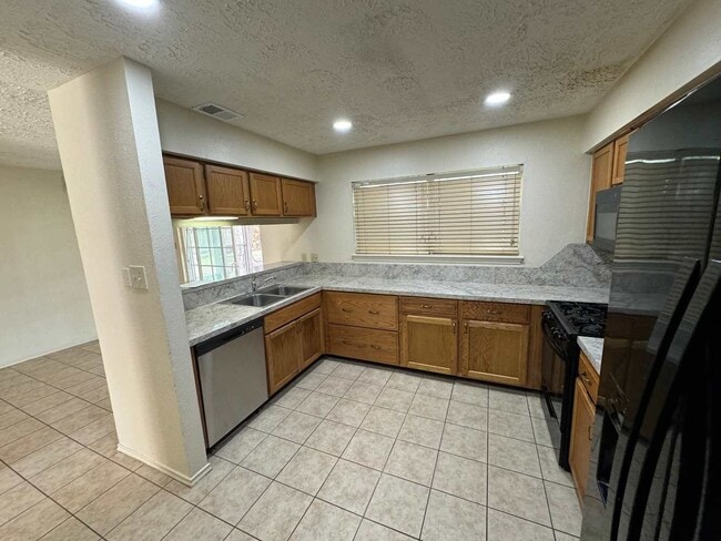 Photo - 10514 Wayward Wind Ln