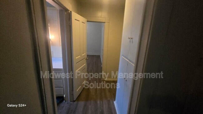 Photo - 1422 Central Ave