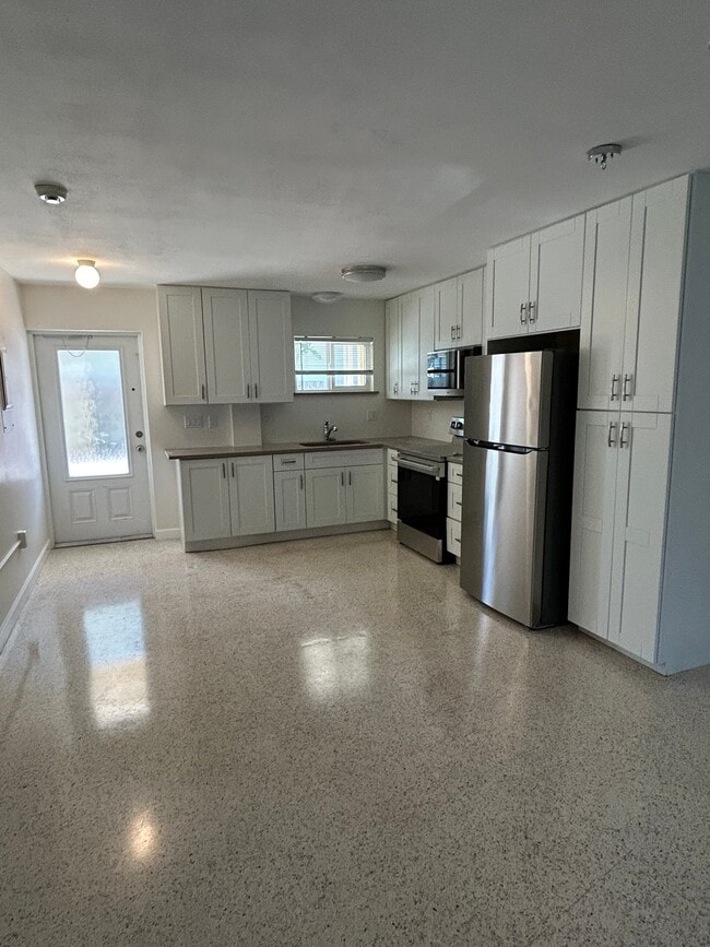 Photo - 2155 Wood St Unit A6
