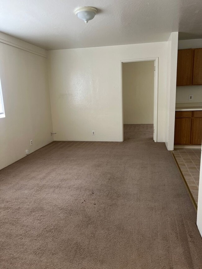 Photo - 1213corv Unit C