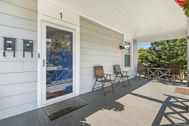 Photo - 1 Bayview Ave Unit 1