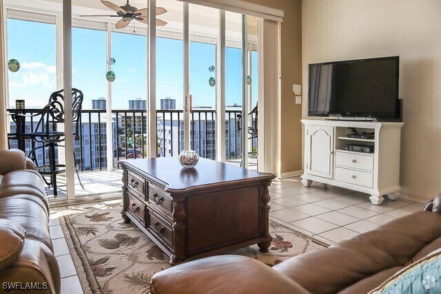 Building Photo - 4491 Bay Beach Ln Unit 153 Rental