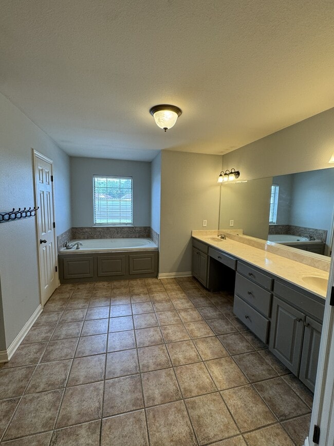 Photo - 6808 Cameron Ln