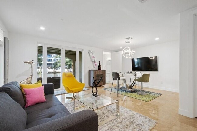 Photo - 63 Isle of Venice Dr