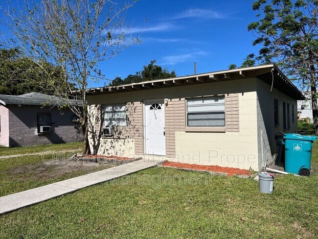 Photo - 1339 Winnifred St