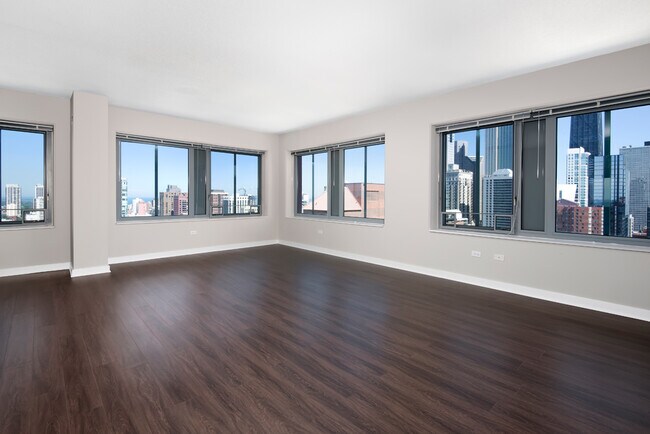 Photo - 120 W Chestnut St