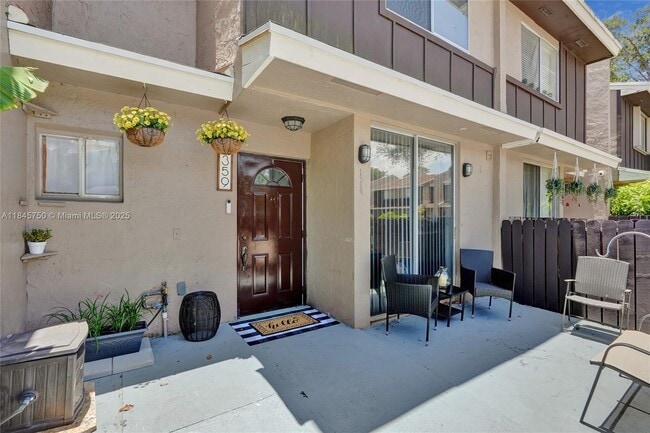 Photo - 1359 Sussex Dr