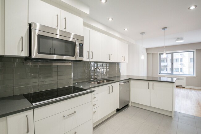 Photo - 3495 Rue de la Montagne Unité 709