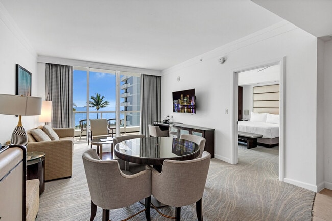 4391 Collins Ave Unit SI ID1540546P