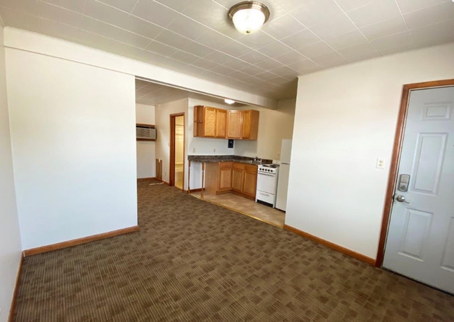Main Street Apartements.