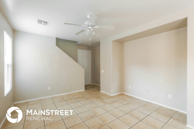 Photo - 8044 E Judicial St