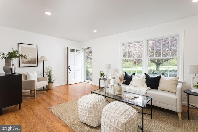 Photo - 16742 Ridge Rd