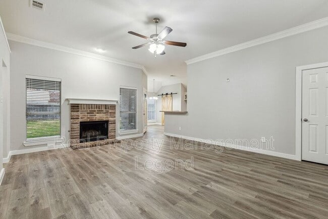 Photo - 1800 Meadow Lark Ln