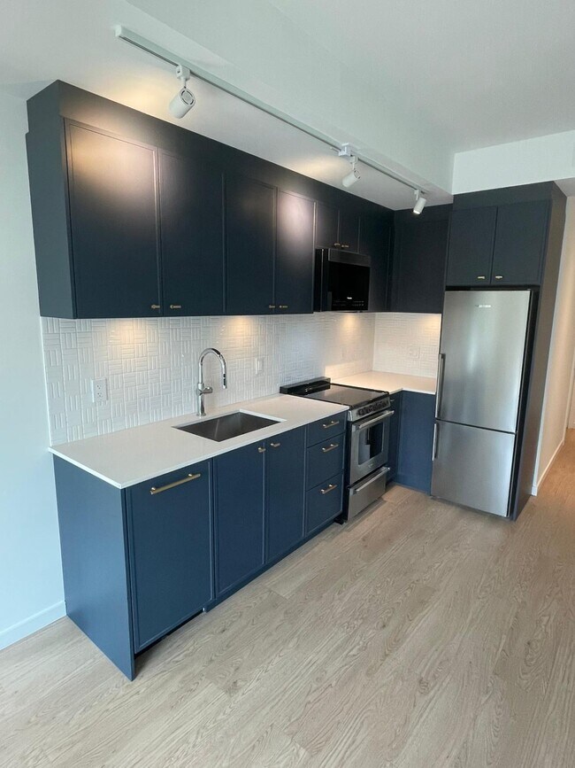 Photo - 1807 Larch St Unit 00112