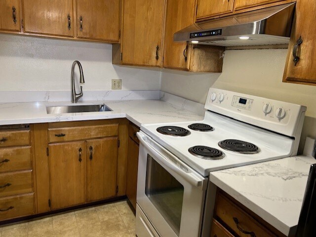 Photo - 9211 Woodlawn Ave N