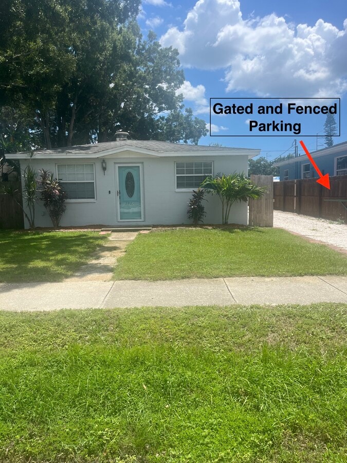 Frente - 2776 41st Ave N Unidad A