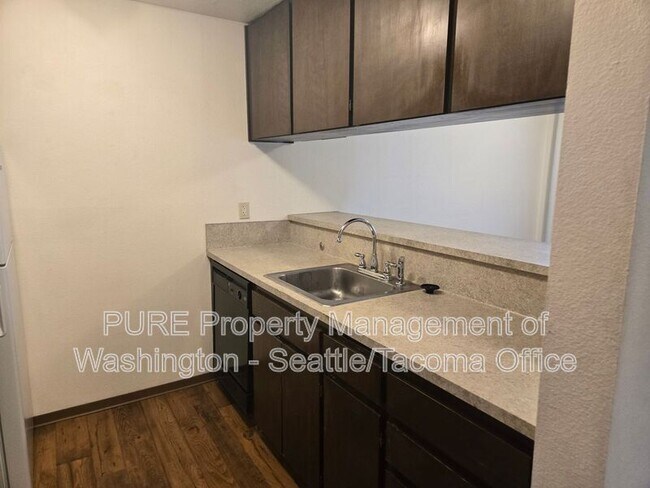 Photo - 417 SW 155th St Unit #6