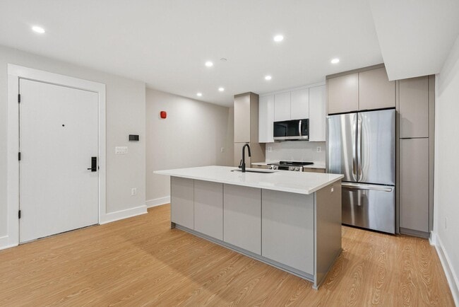 Building Photo - 2134 Wisconsin Ave NW Rental