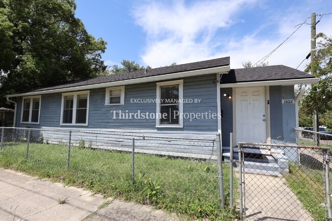 Building Photo - 1502 Fairfax St