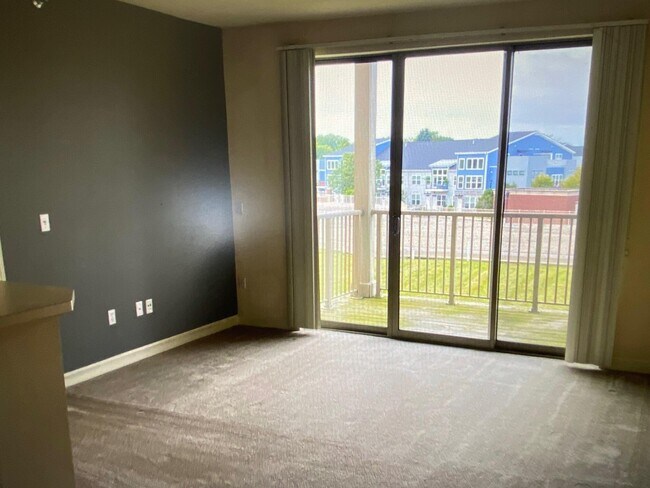 Photo - 4110 S Lake Dr
