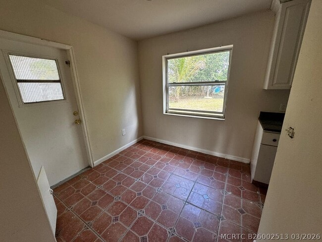 Photo - 75 NW 84th St