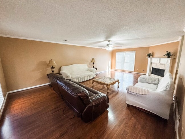 Photo - 10431 Pilot Rock Rd