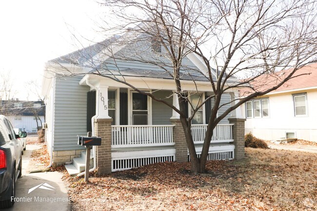 Building Photo - 1015 Bertrand St Unit 1 Rental