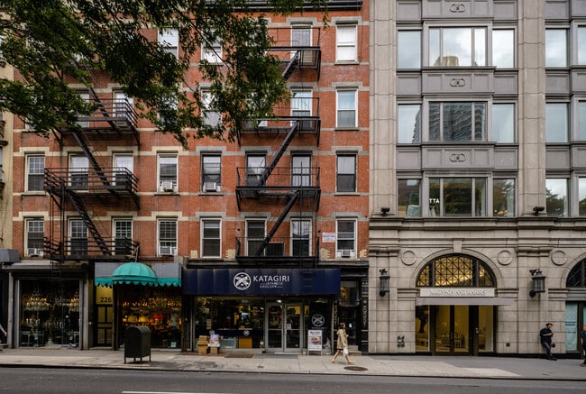 Photo - 224 E 59th St