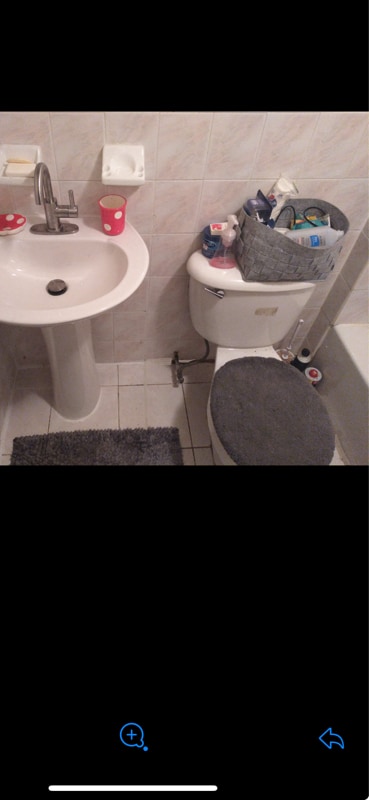 Photo - 747 Quincy St