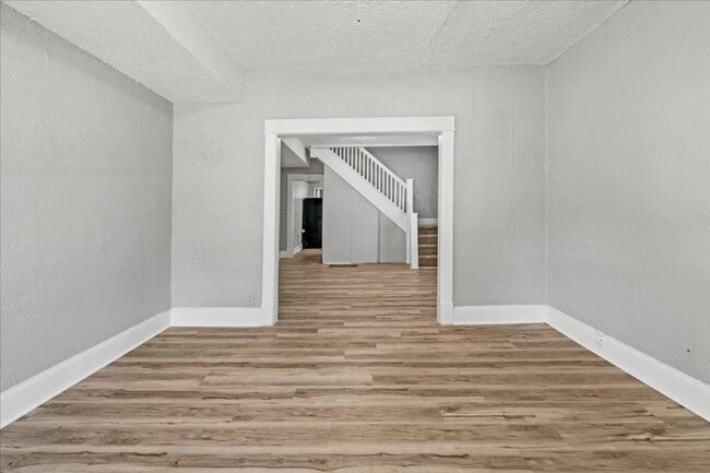 Photo - 1132 N Rural St