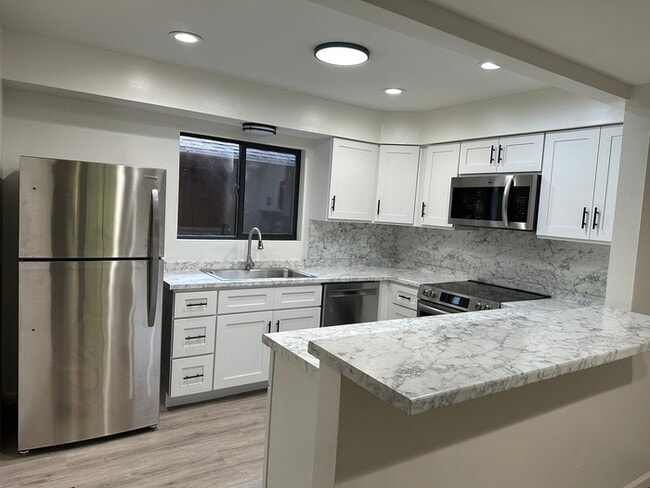 Photo - Beautifully Updated Townhome in Kirkwood