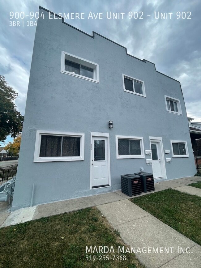 Building Photo - PRIME 3 BED/1 BATH Unit 902