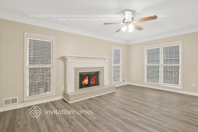 Photo - 3339 Woodrock Ln