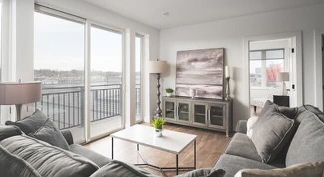 Building Photo - Fully Renovated 2 Bed/2 Bath Right Next To Boston Landing!